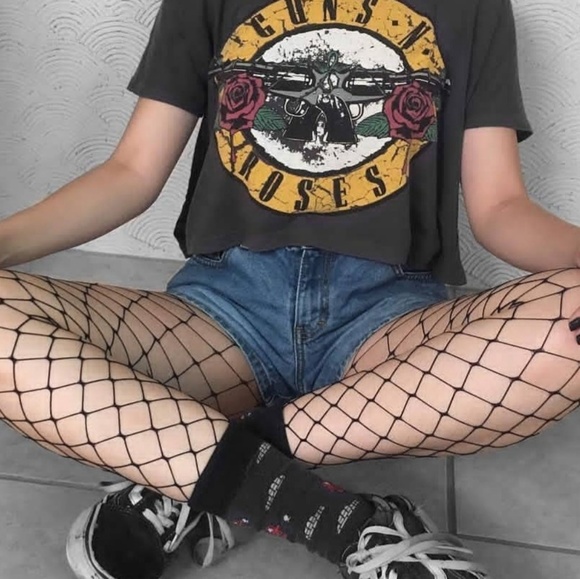 LOOKING FOR TOPS/PANTS/SKIRTS - Picture 2 of 8